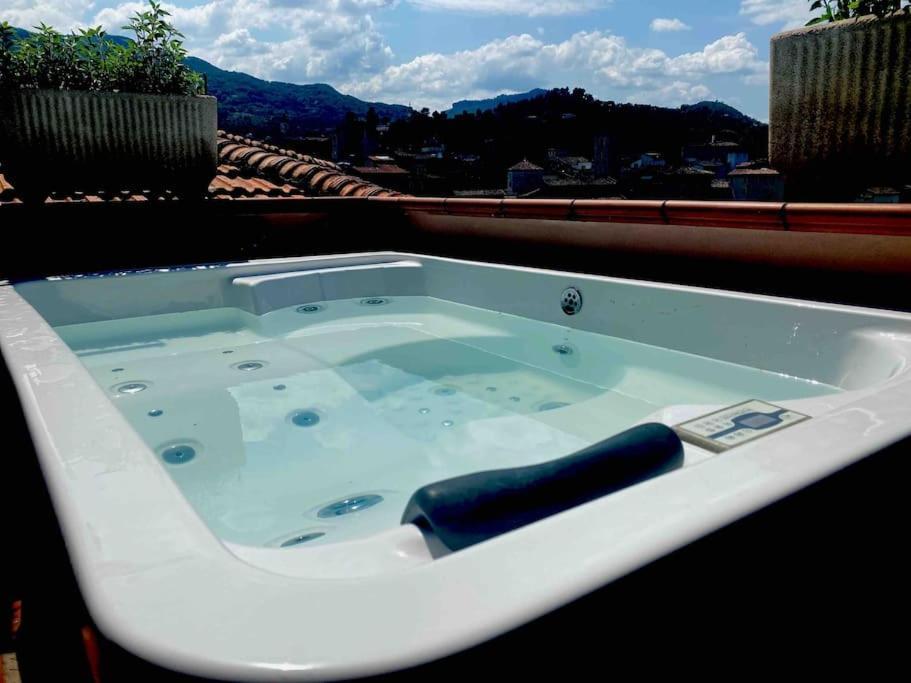 L'Attico Sul Fiume Center Home Ascoli Piceno Exterior foto
